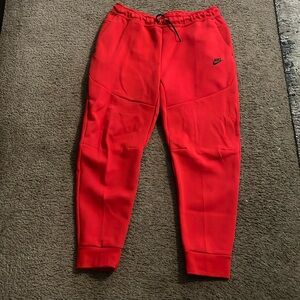 Men’s Nike Tech Fleece Joggers - XL